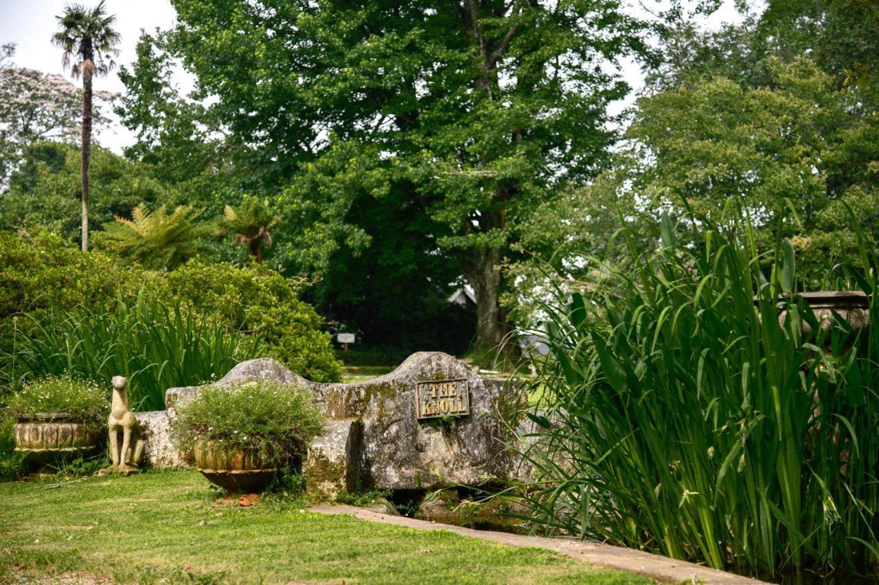 The Knoll Historic Guest Farm Villa Hilton Exterior photo